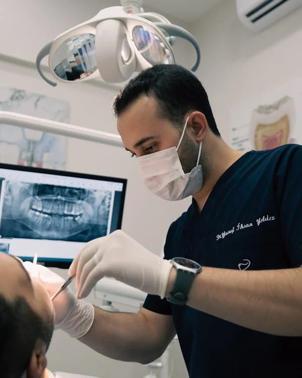 طب الأسنان في السعودية: سوق علاجي مدفوع بالطلب الصحي المتزايد